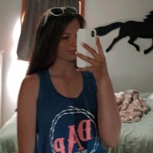 Meet your Posher, Nora